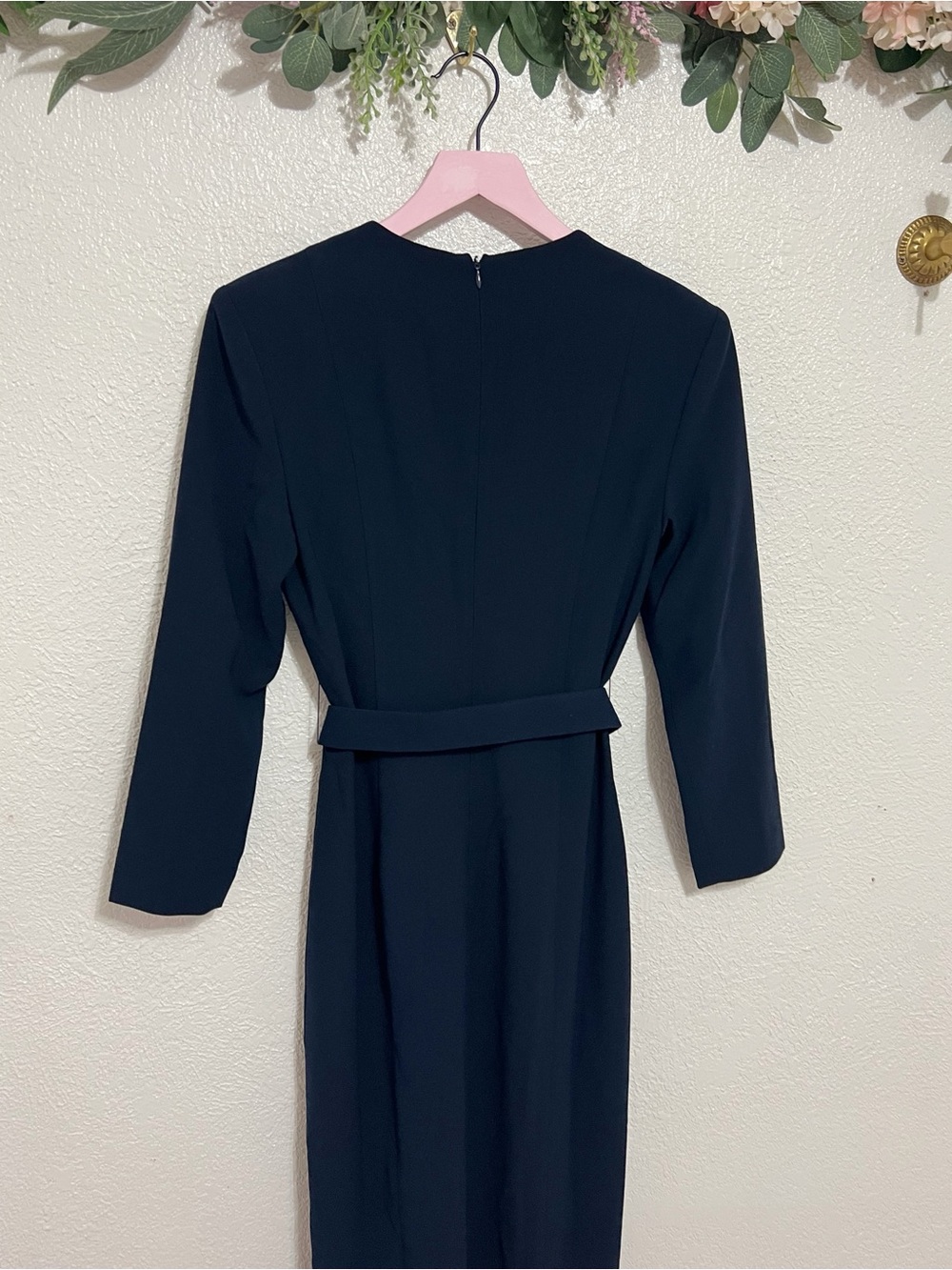 NWT Nicholas Kalissa Belted Crepe Gown - Picture 8 of 10